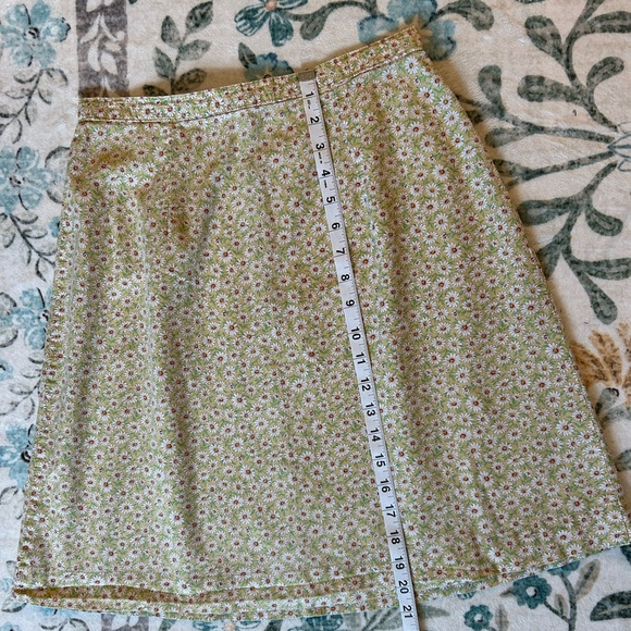 Vintage Floral Yellow & Green Skirt - Picture 10 of 10